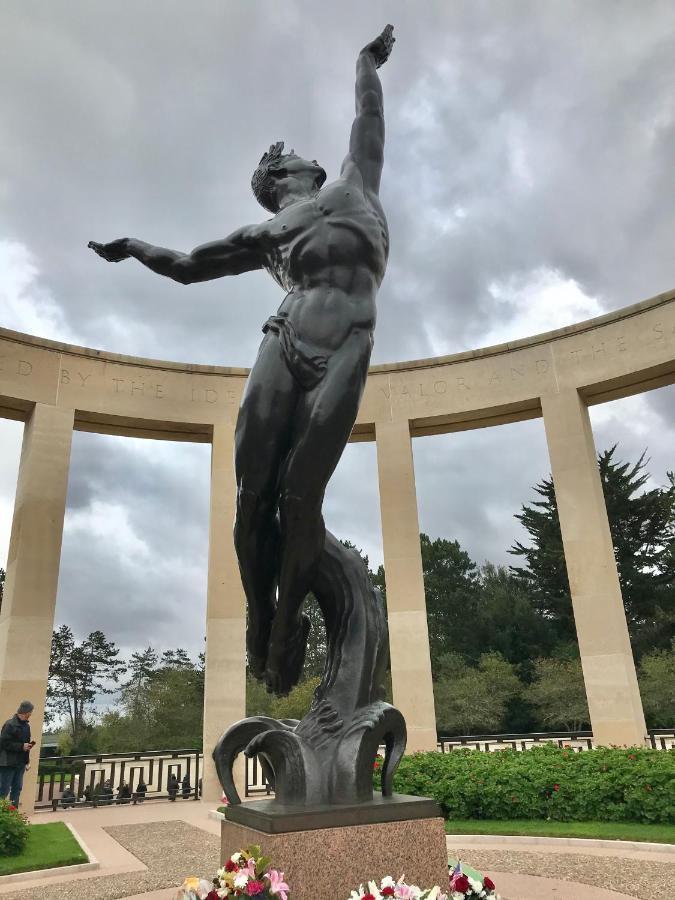 Grand Gite De La Ferme De La Tourelle Longues-sur-Mer Exteriör bild