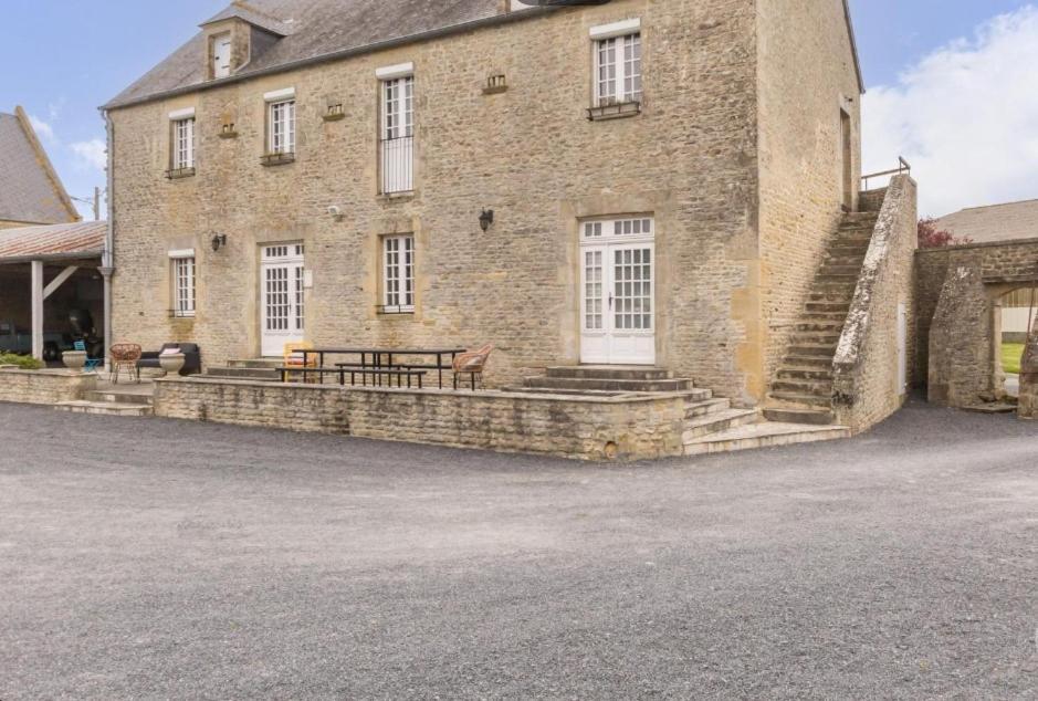 Grand Gite De La Ferme De La Tourelle Longues-sur-Mer Exteriör bild