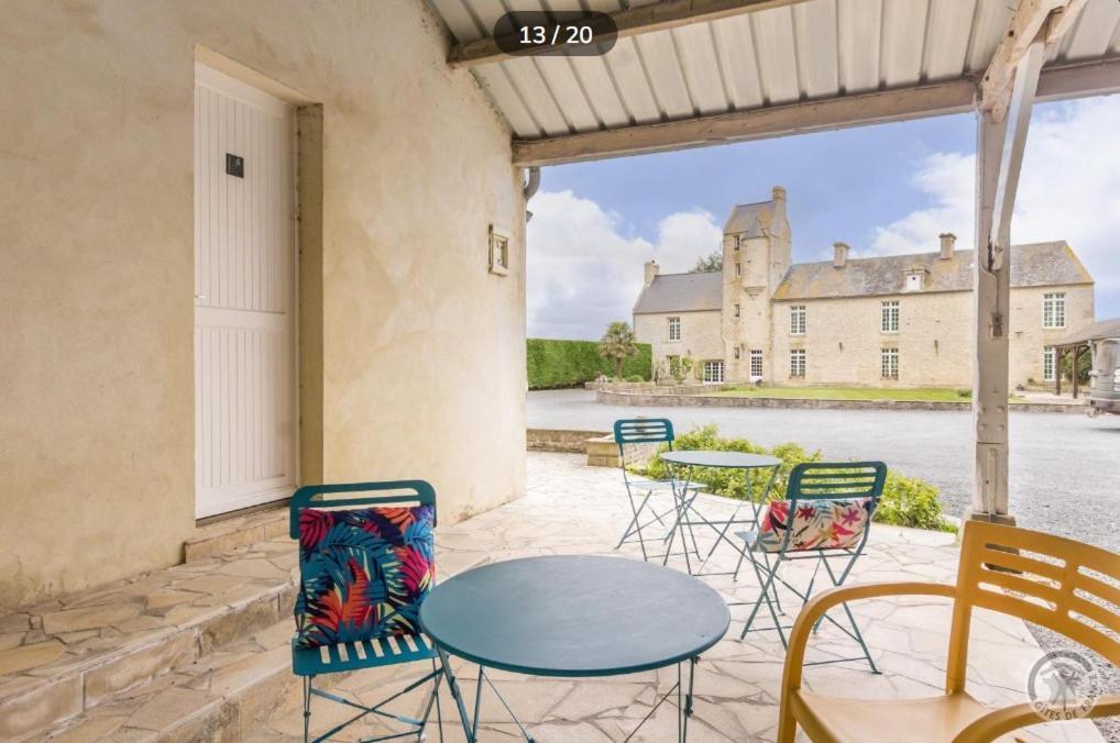 Grand Gite De La Ferme De La Tourelle Longues-sur-Mer Exteriör bild
